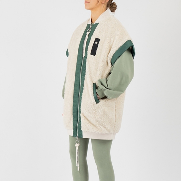 Once we were warriors Sookoo teddy vest - Picture 3 of 6